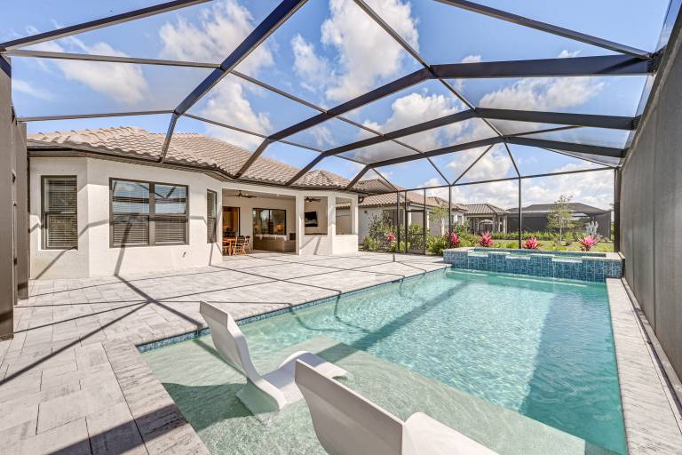House Naples