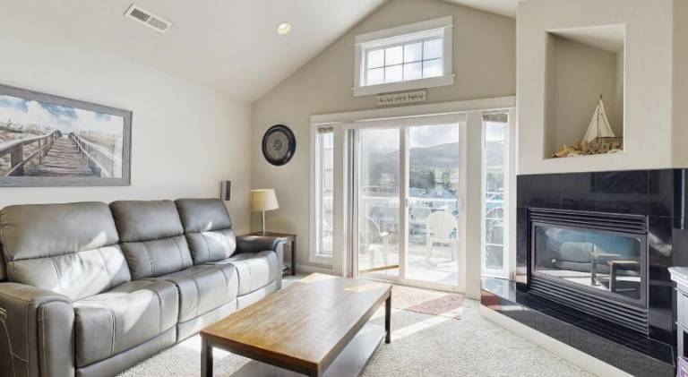 House with 3 rooms for 10 persons in Tillamook, OR