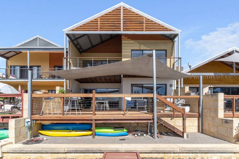 House Mandurah