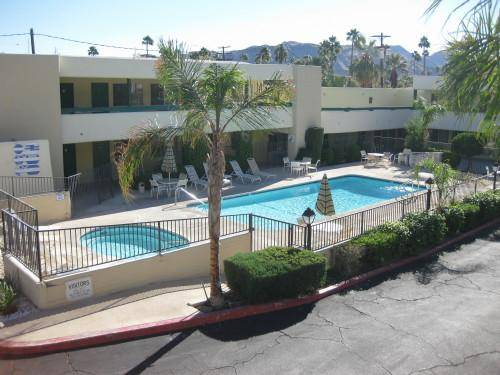 Musicland Hotel in Palm Springs, CA