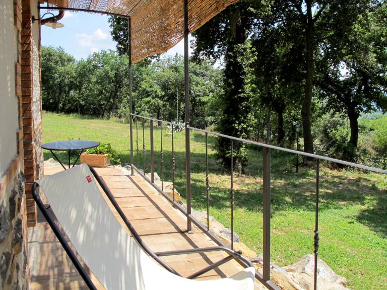 Vacation home with terrace, garden & pool — photo 4