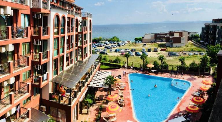 Wonderful holiday apartment with yard, pool & sauna | Close to the beach | Pets allowed — photo 3