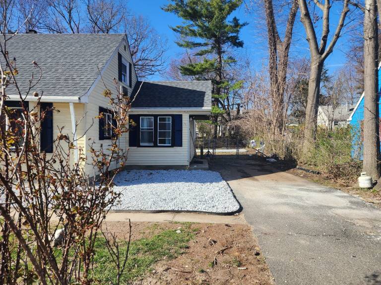 House  East Hartford