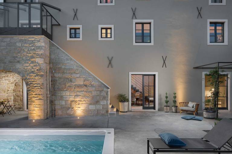 Luxury Villa Covri with Swimming Pool — photo 3