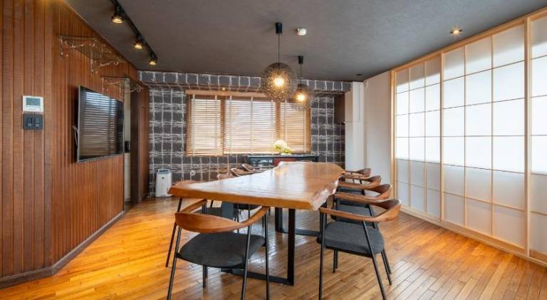 170 m&sup2; Ferienhaus