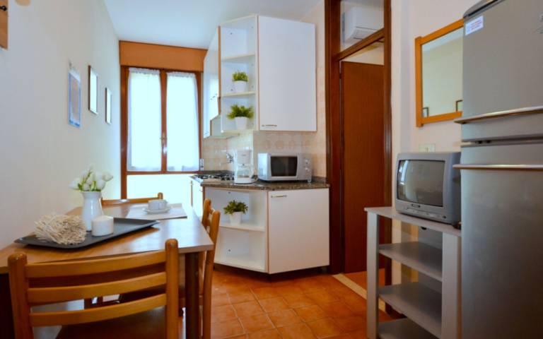 Large apartment steps from the beach — photo 4