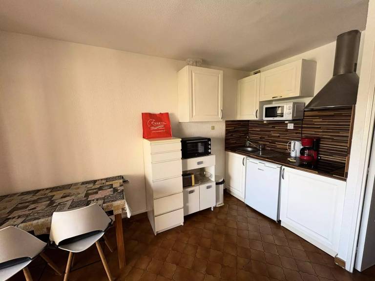 Comète Residence - Beach and shops 300 m away on foot, ideal holiday — photo 5