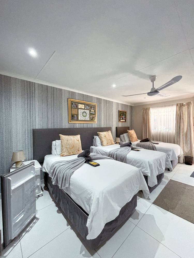 Lodge  Ferndale