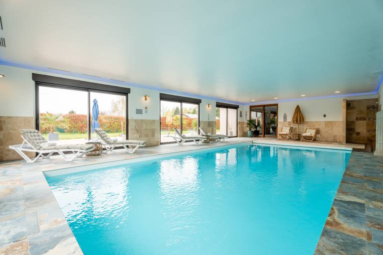 House with heated pool, fast internet & barbecue | Dogs allowed — photo 2