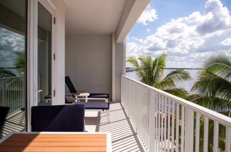 Sunsuites Villas at Sunseeker Resort, Curio by Hilton — photo 3