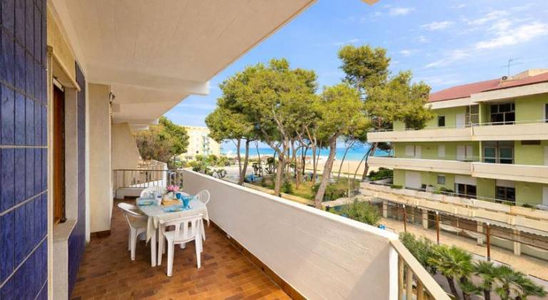Apartment with 1 room for 4 persons in Silvi