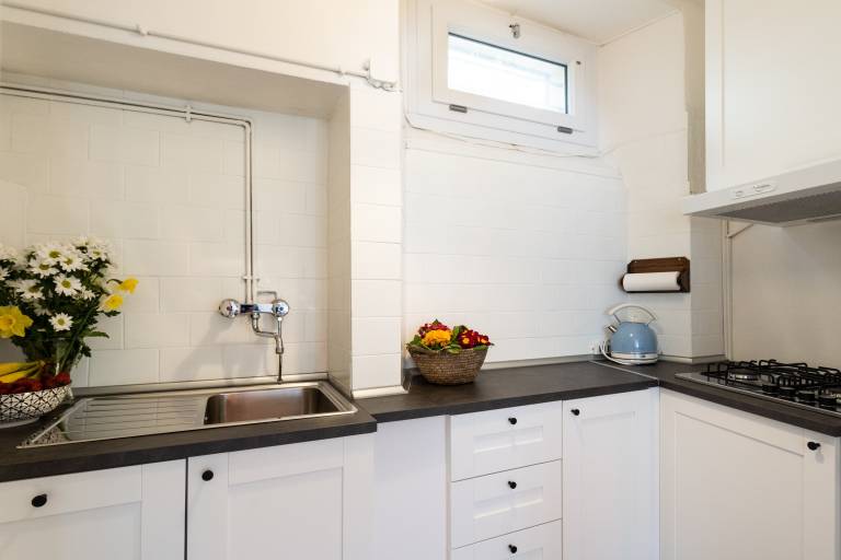 Family-oriented rental apartment | City view | Perfect for remote work | Pets allowed — photo 3