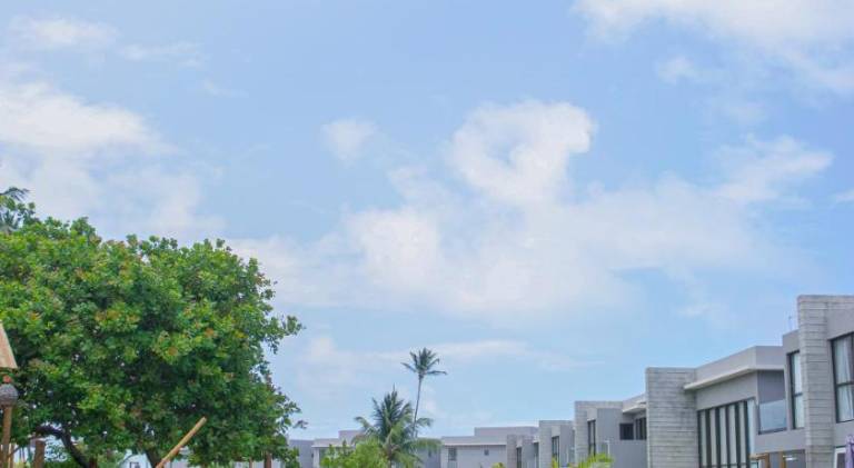 Vacation home with pool — photo 3