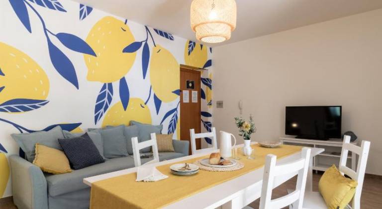 Holiday apartment with 2 rooms for 6 persons — photo 2
