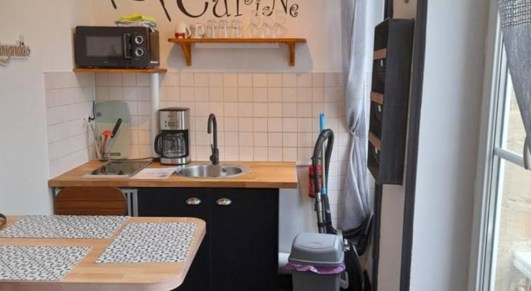 Holiday apartment with 1 room for 3 persons in Bayeux