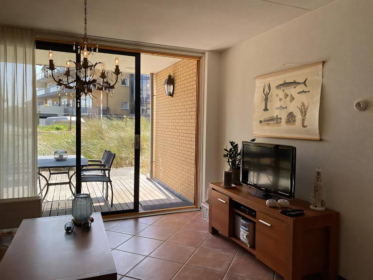 Rental apartment with terrace & hot tub — photo 3