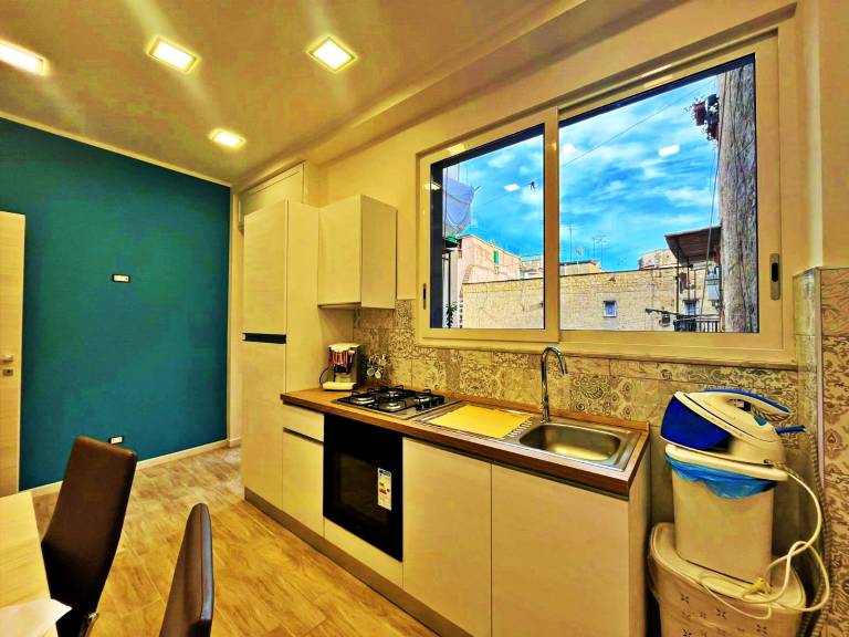 Pleasant apartment | Close to Naples Cathedral | Pets are welcome — photo 5