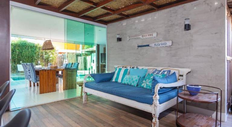 Vacation home with pool — photo 3