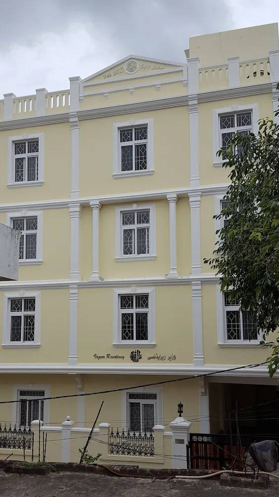 Apartment  Deen Dayal Nagar