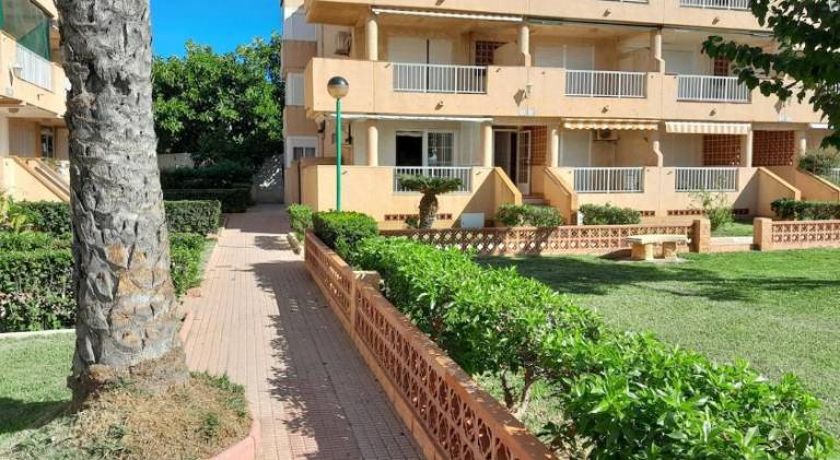 Pleasant holiday apartment with private pool, yard & terrace | Close to the beach | Pets allowed — photo 3