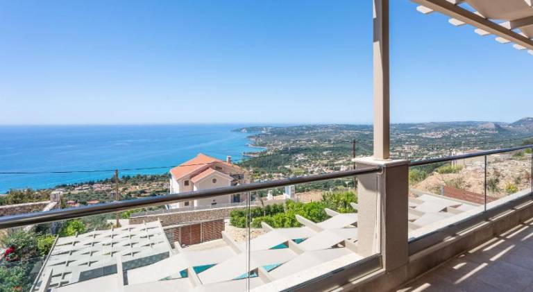 Villa with terrace, garden & private pool — photo 5