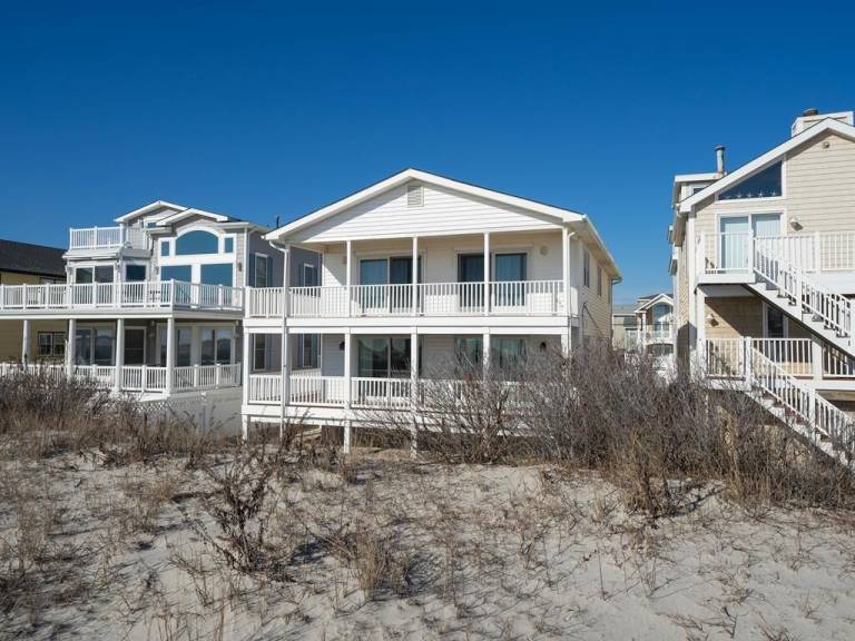 House  Avalon