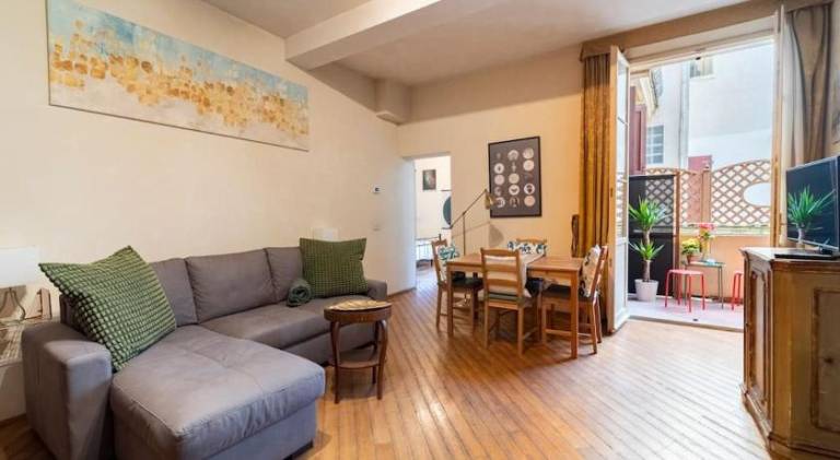 Appartamento elegante e centrale La Foglia D'Oro in Bologna
