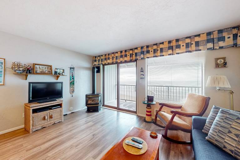 Condo Newport