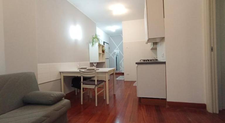 House with 1 room for 4 persons in Sesto San Giovanni
