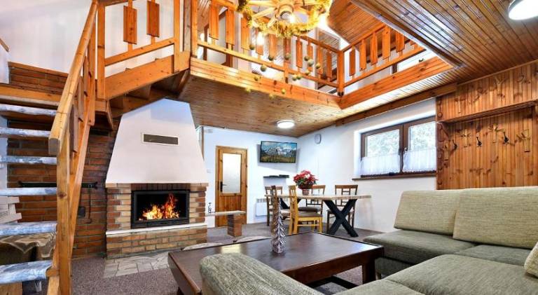 Lodge with terrace — photo 2