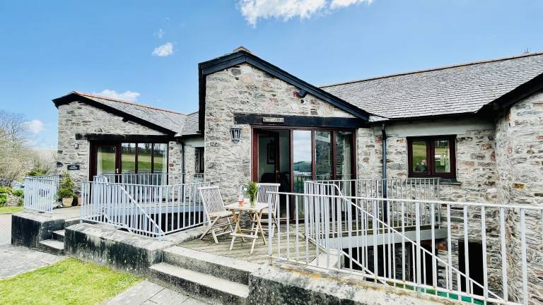 Child-friendly charming cottage | Water view | Pets allowed in Paignton
