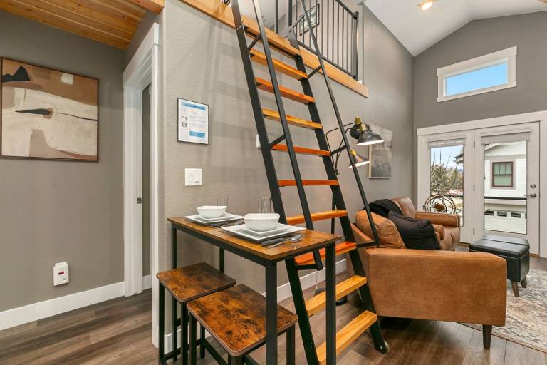 415 Mason Court 6B — photo 3