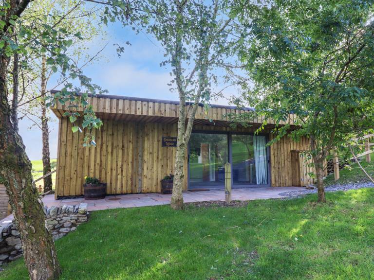 Cottage with BBQ, garden & jacuzzi — photo 3
