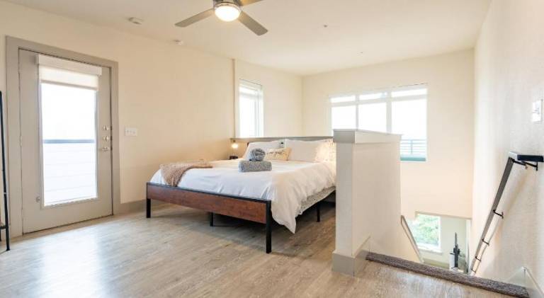 Fully equipped rental apartment with terrace, garden & grill | Suitable for remote work | Pet-friendly — photo 2