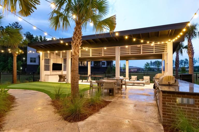 Apartment  Summerville
