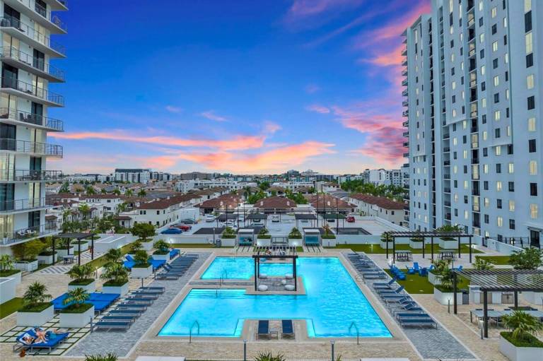 Apartment Doral