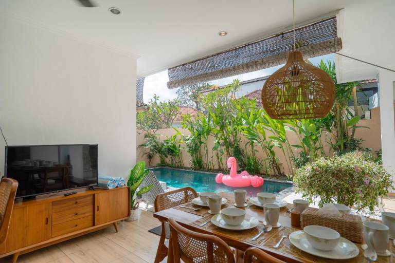 Villa Leya & Leon Canggu - Private 3BR Villa with Pool — photo 2