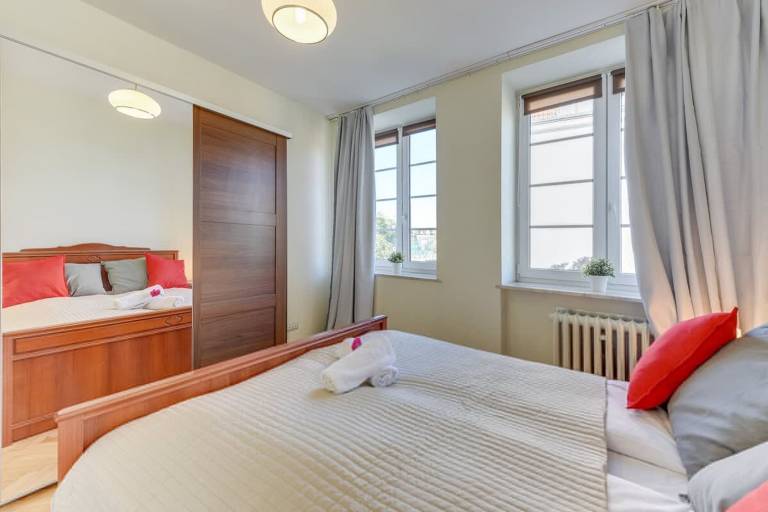 Family-oriented holiday apartment | Near Golden Gate | Pet-friendly — photo 3