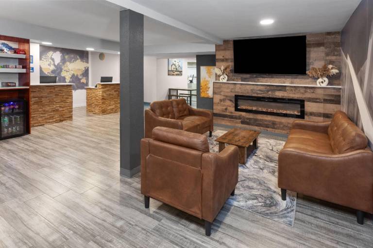 Days Inn by Wyndham Waukegan — photo 2