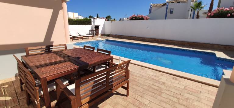 Villa with BBQ, yard & patio — photo 4