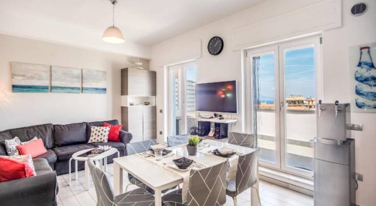 Holiday apartment with 3 rooms for 8 persons — photo 2
