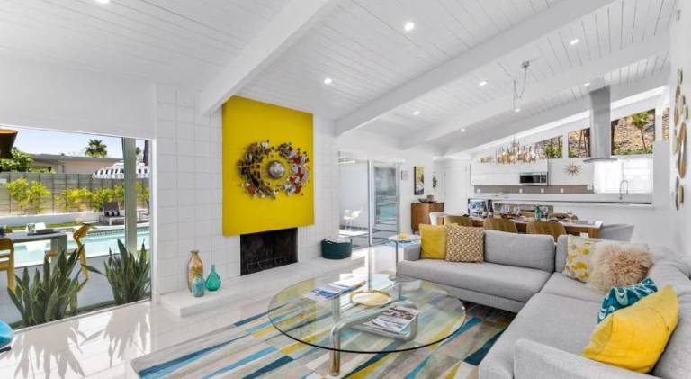 Ample villa with jacuzzi & pool | Pets allowed — photo 4