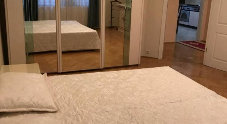 Apartman Paks