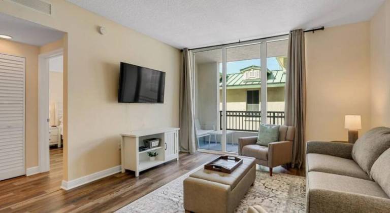 1 BR King- Rooftop Pool close to beach Casa Costa — photo 2