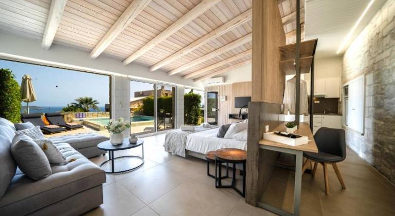 Ample villa with jacuzzi, garden & barbeque | Pets are welcome — photo 3
