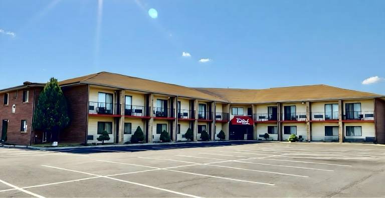 Red Roof Inn & Suites Newport – Middletown, RI — photo 4