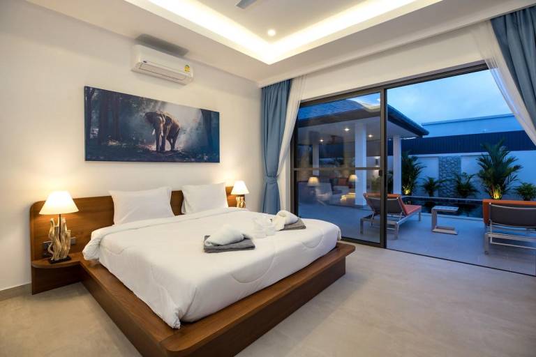 Fully equipped villa with pool & BBQ | Beach nearby | Good for workation | Pets are welcome — photo 2