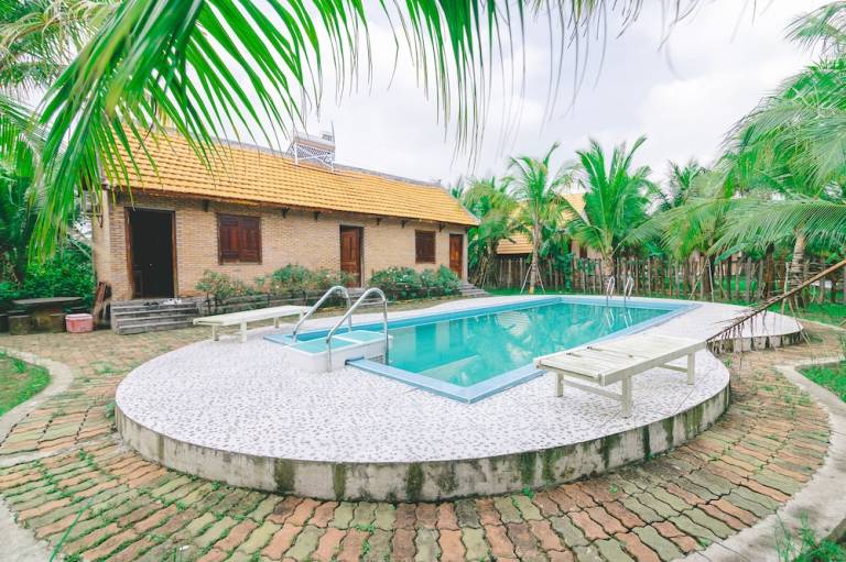 Resort  Thới An Đông