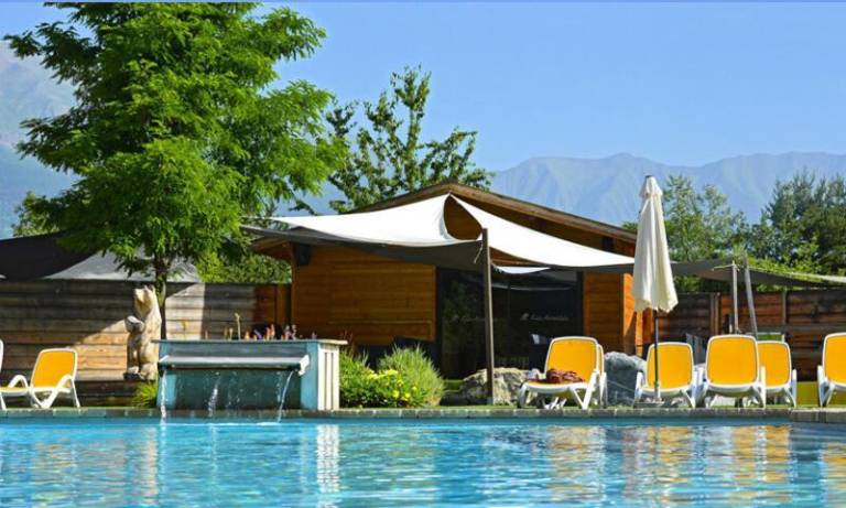 Mobile home with pool, fast internet & garden — photo 3