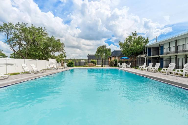 Quality Inn & Suites Ocala I-75 — photo 2